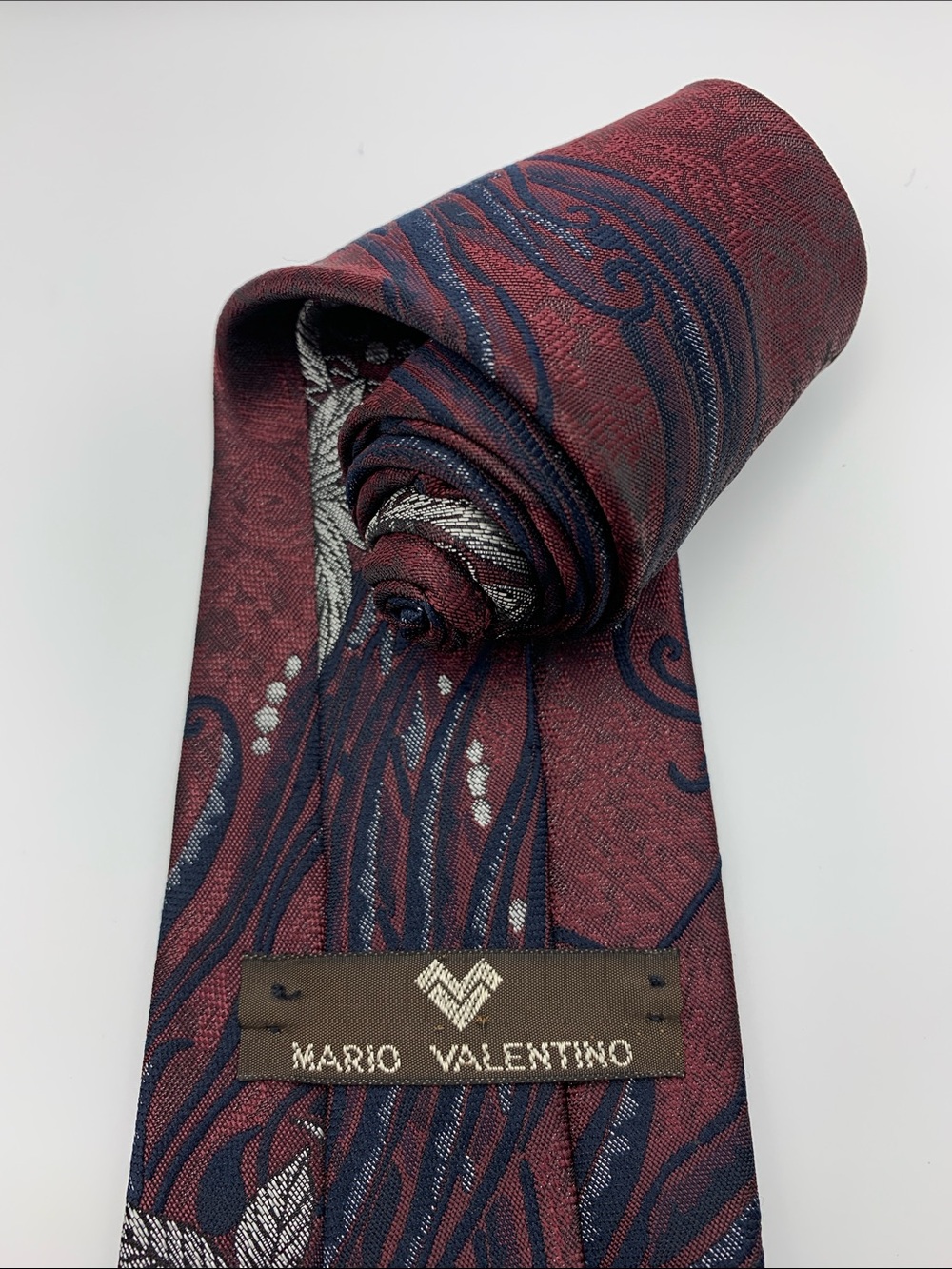 Vintage Mario Valentino Burgundy Abstract Paisley Wide Tie - Picture 3 of 5